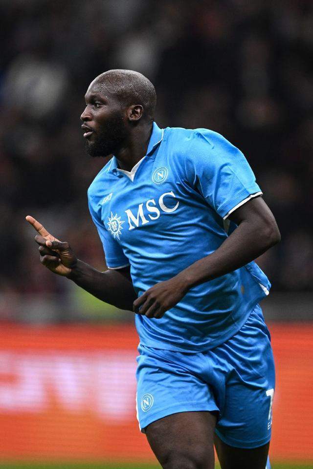 斯的优势非, 卢卡库表示, hwAh