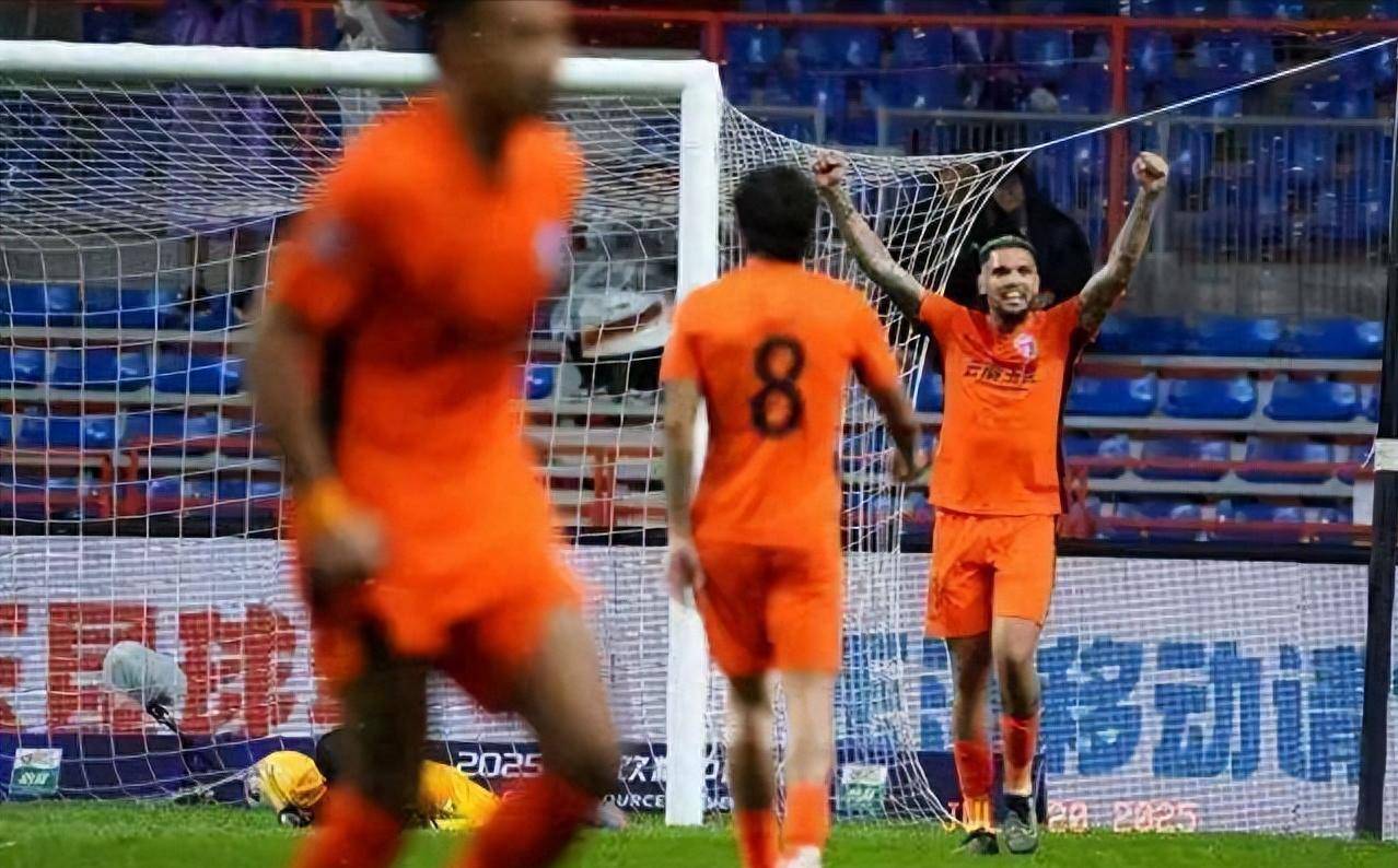 外援卡隆频, 然而引进张