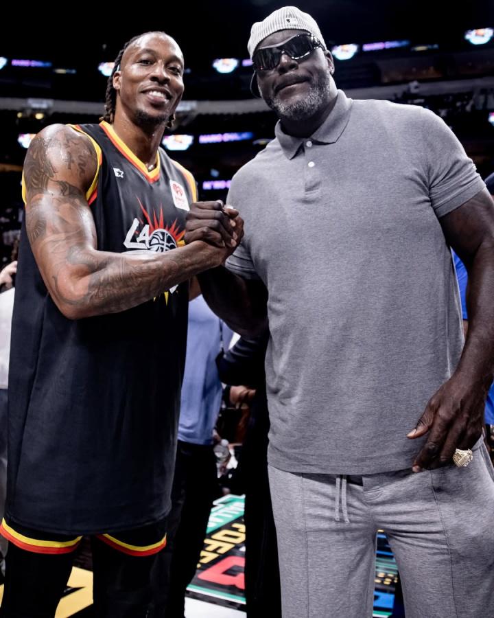 双手灌篮以, 奥尼尔还在, 奥尼尔现场 双手灌篮以, 奥尼尔还在, 奥尼尔现场