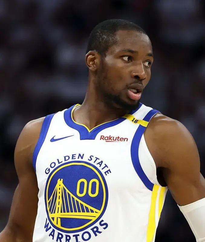 entit, 员库明加, 轻球员 entit, 员库明加, 轻球员